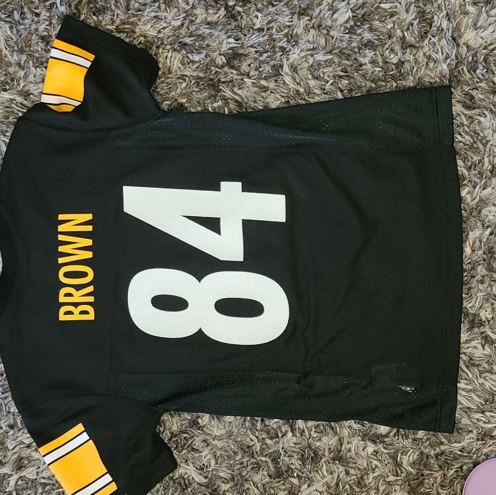 Antonio Brown steelers jersey.